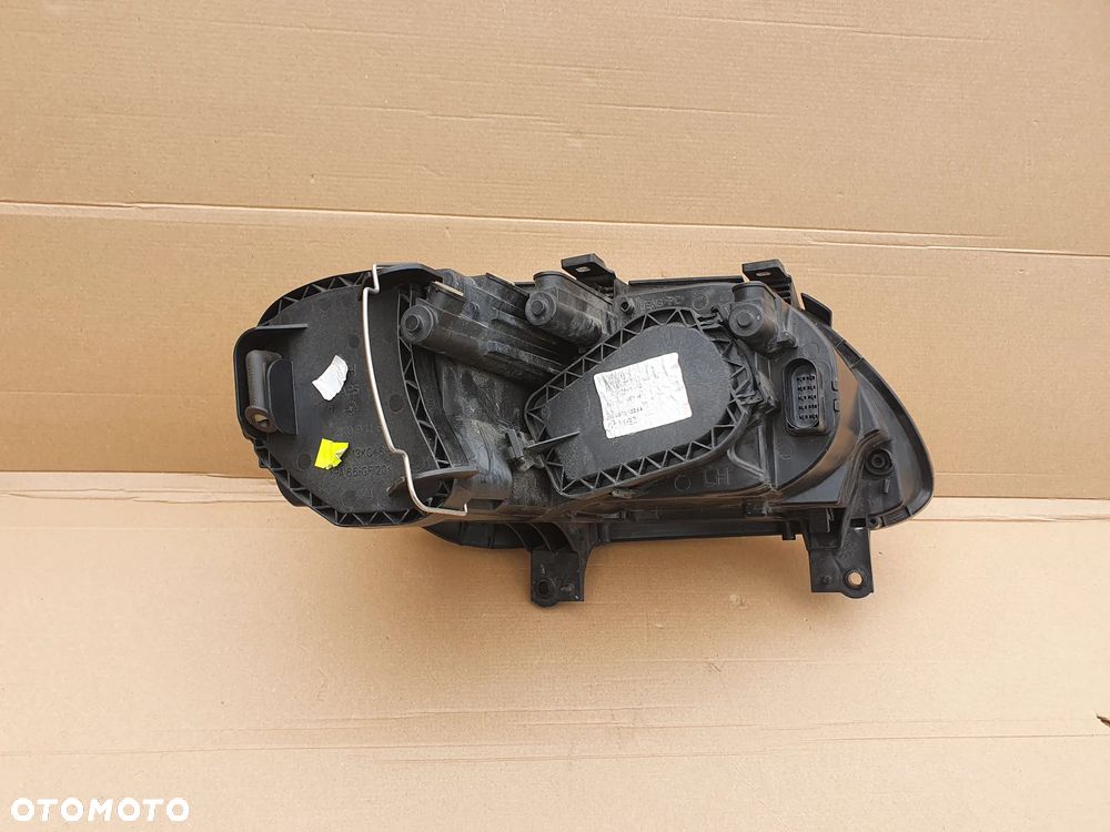 Lampa przednia lewa VW Caddy 2K0 rok 03-10 - 4