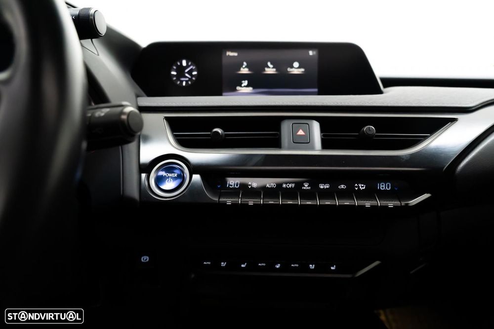 Lexus UX 300e Luxury - 14