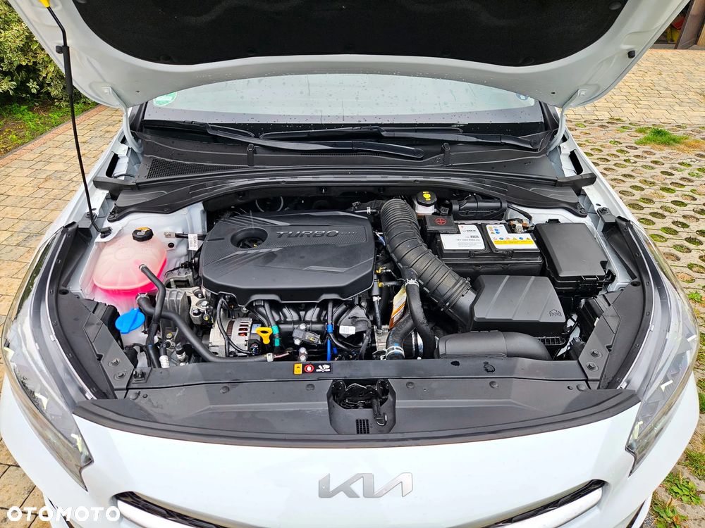 Kia XCeed 1.6 T-GDI L Business Line DCT - 16