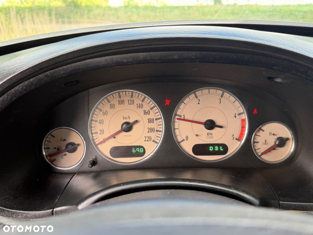 Chrysler Voyager 2.8 CRD LX - 10