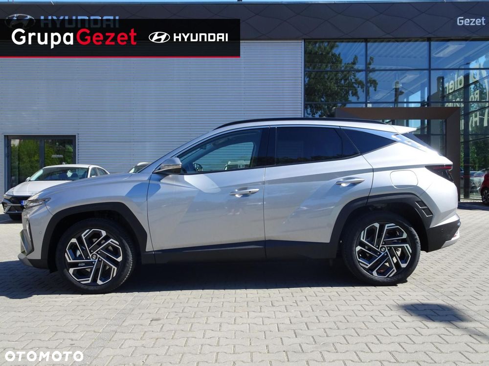 Hyundai Tucson - 2