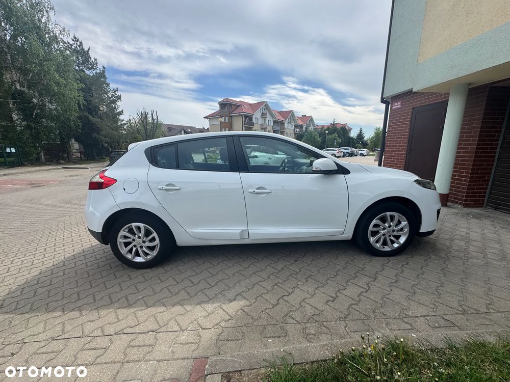 Renault Megane 1.5 dCi Bose - 6