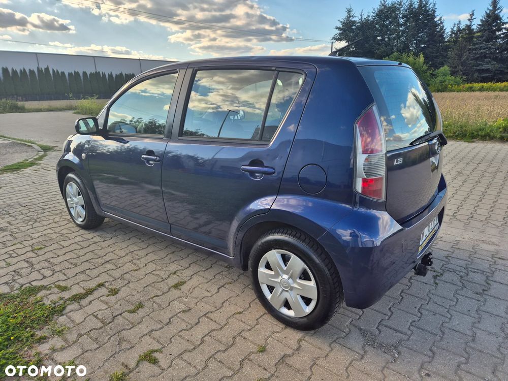 Daihatsu Sirion - 14