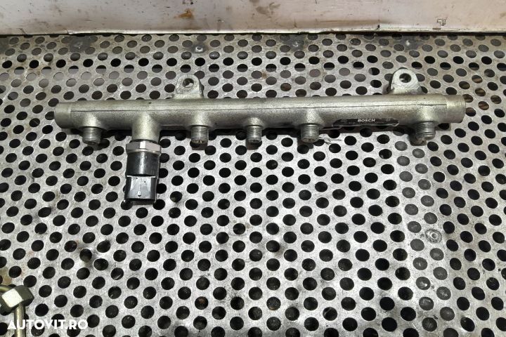 RAMPA INJECTOARE 0445214015 / 7700111013 0445214015 / 7700111013 Rena - 2