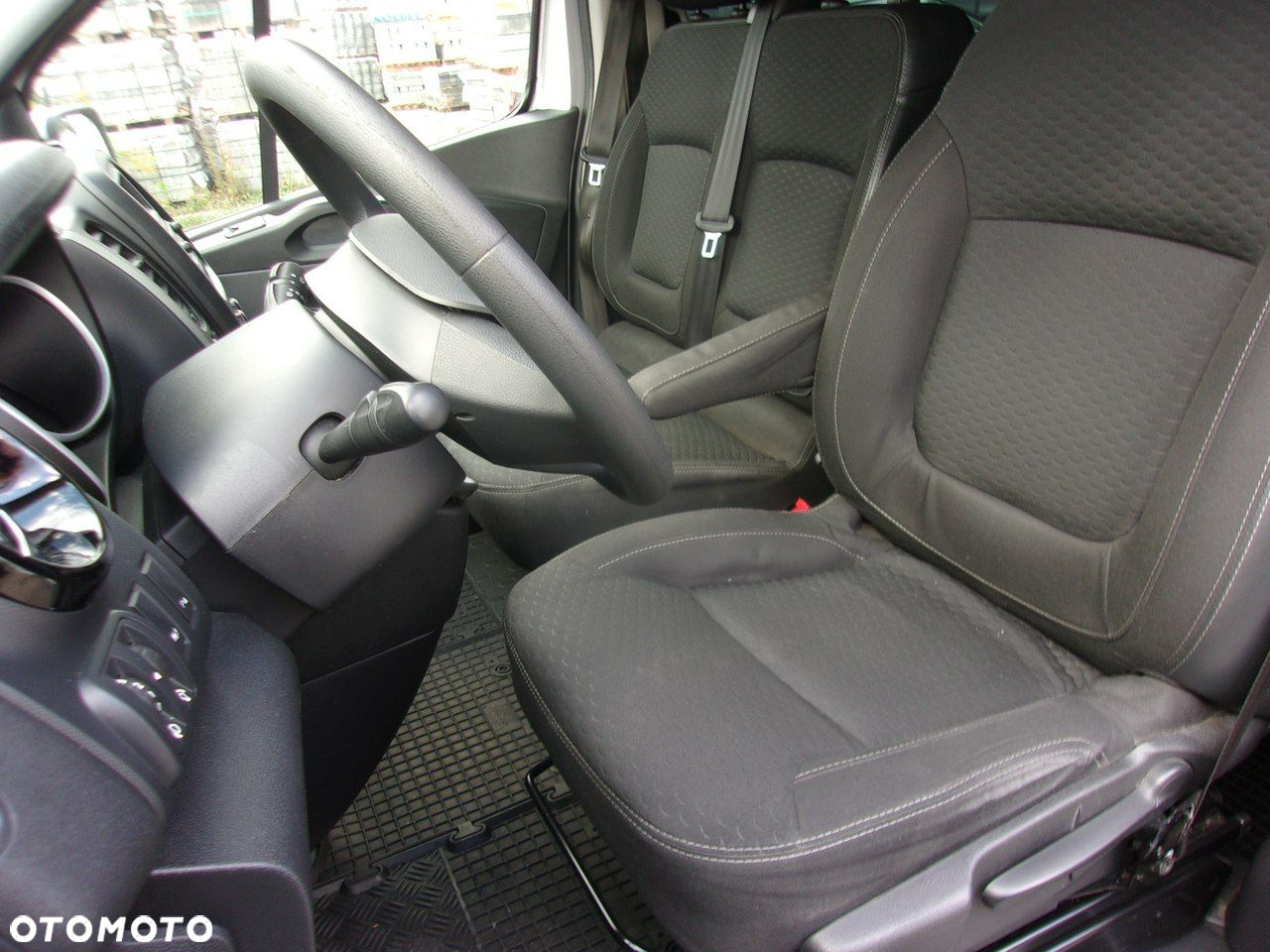 Opel Vivaro - 17