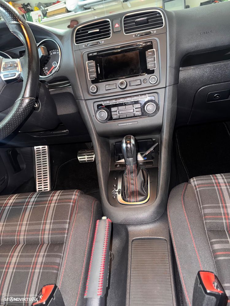 VW Golf 2.0 GTI DSG - 6