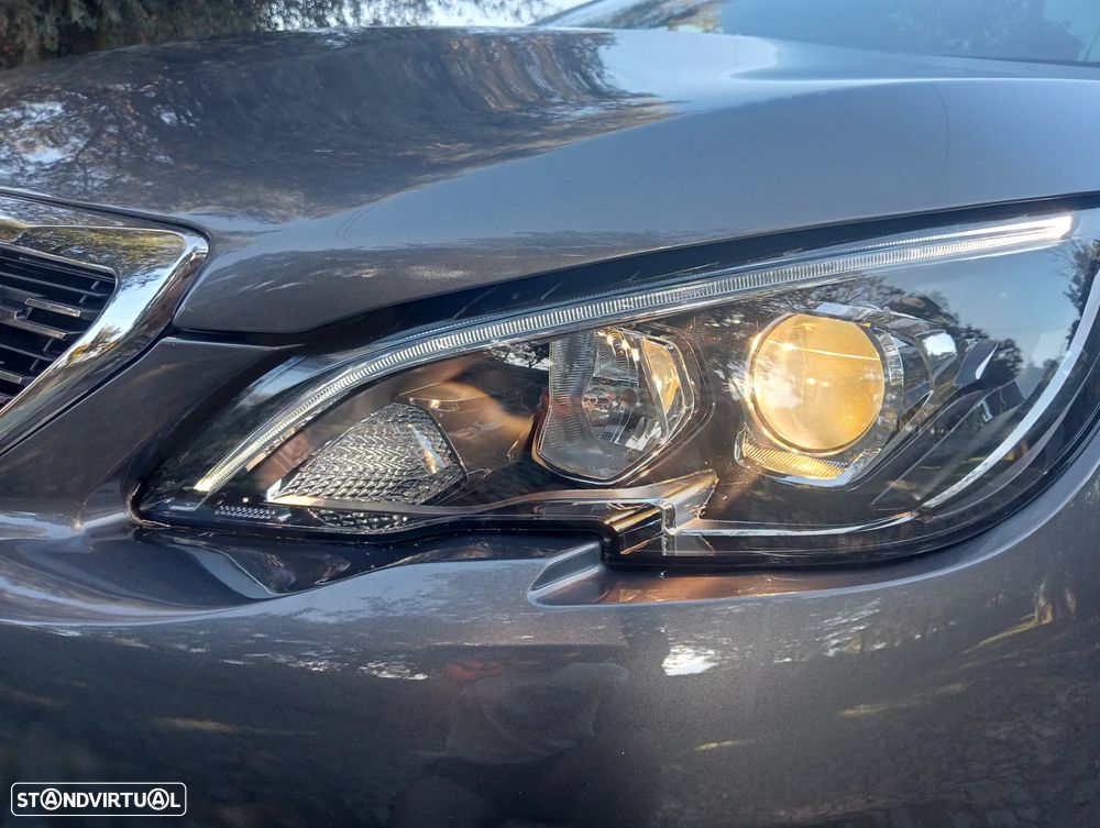 Peugeot 308 SW 1.2 PureTech Allure Pack - 9