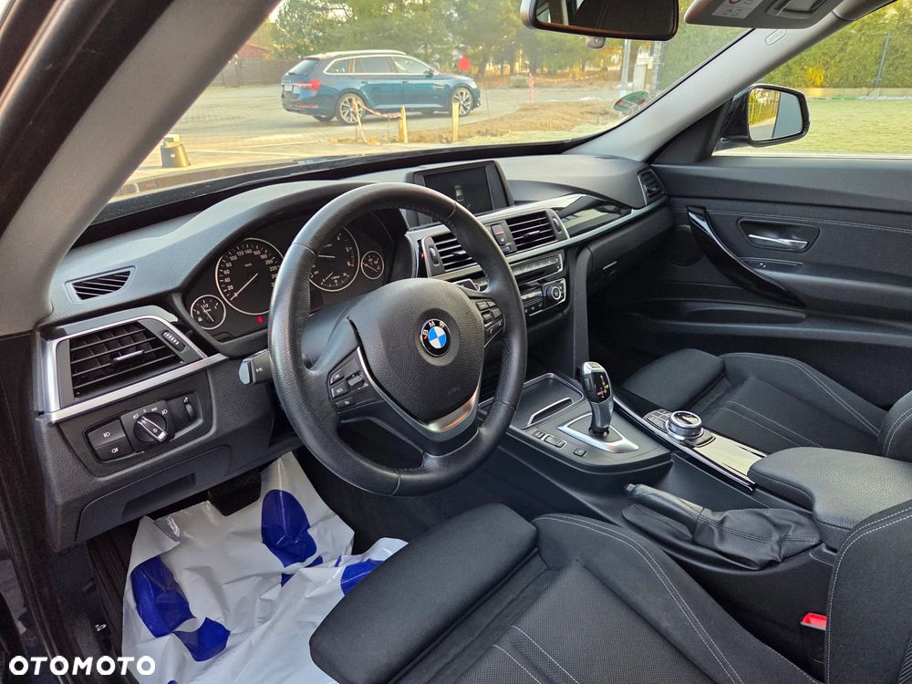 BMW 3GT 320d Sport-Aut - 36
