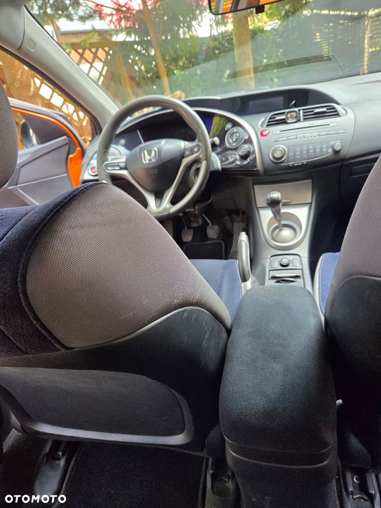 Honda Civic 1.8i-VTEC 50 Jahre Edition - 32