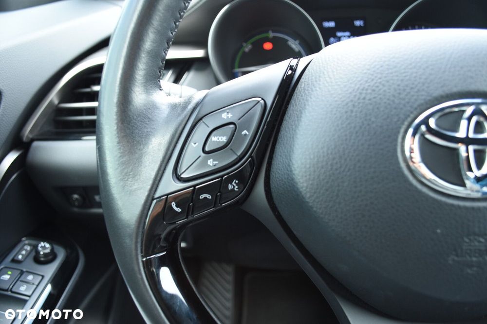 Toyota C-HR 1.8 Hybrid GPF Executive - 10