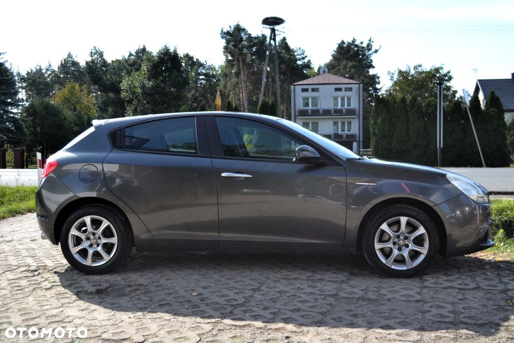 Alfa Romeo Giulietta 2.0 JTDM Veloce TCT - 13