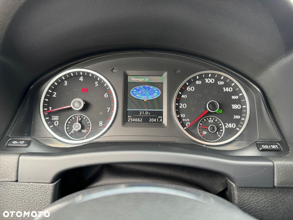 Volkswagen Tiguan 2.0 TSI 4Mot Perfectline R-Style DSG - 26
