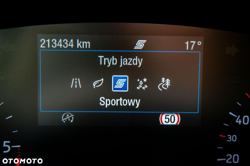 Ford Focus 1.5 EcoBlue Active Business - 37