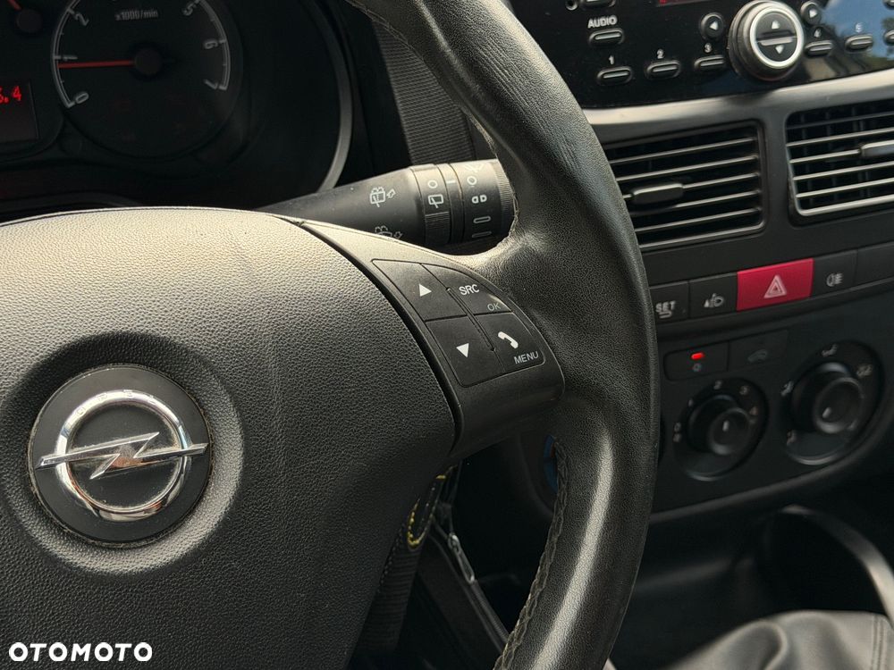 Opel Combo Tour L1H1 - 18