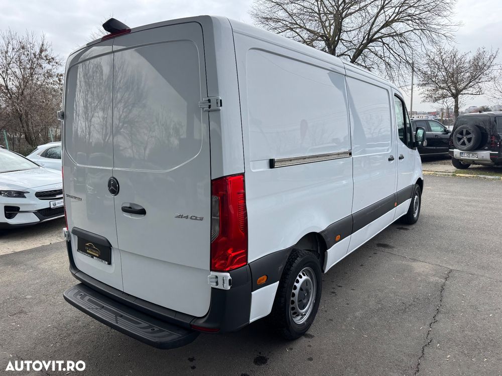 Mercedes-Benz Sprinter - 9