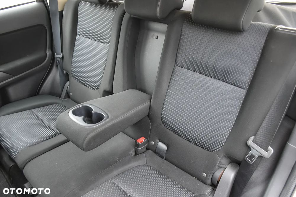 Mitsubishi Outlander 2.0 City Style 2WD - 31