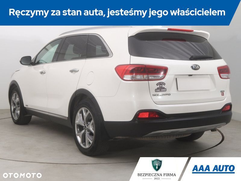 Kia Sorento - 5