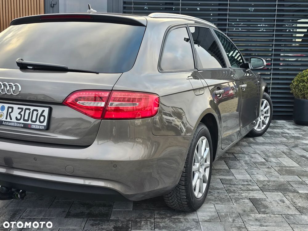 Audi A4 Avant 2.0 TDI DPF multitronic S line Sportpaket - 31