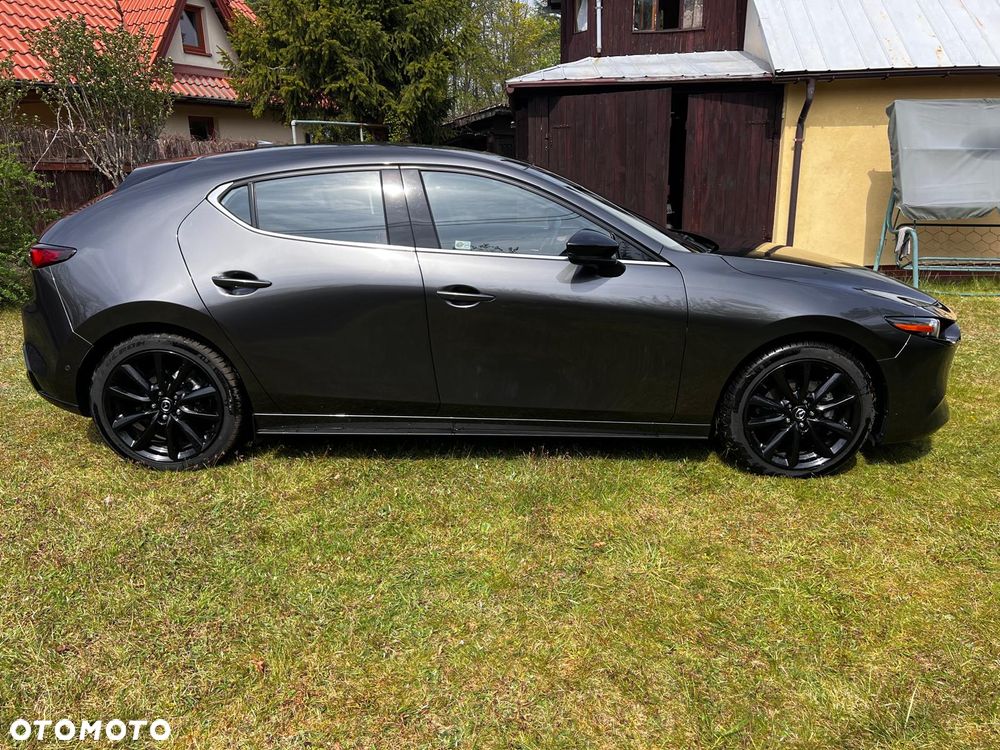 Mazda 3 - 4
