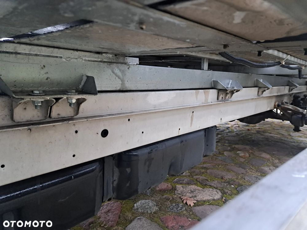 Volkswagen Crafter - 19