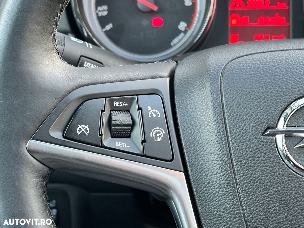 Opel Zafira Tourer 1.6 CDTI ecoFLEX Start/Stop Business Edition - 26