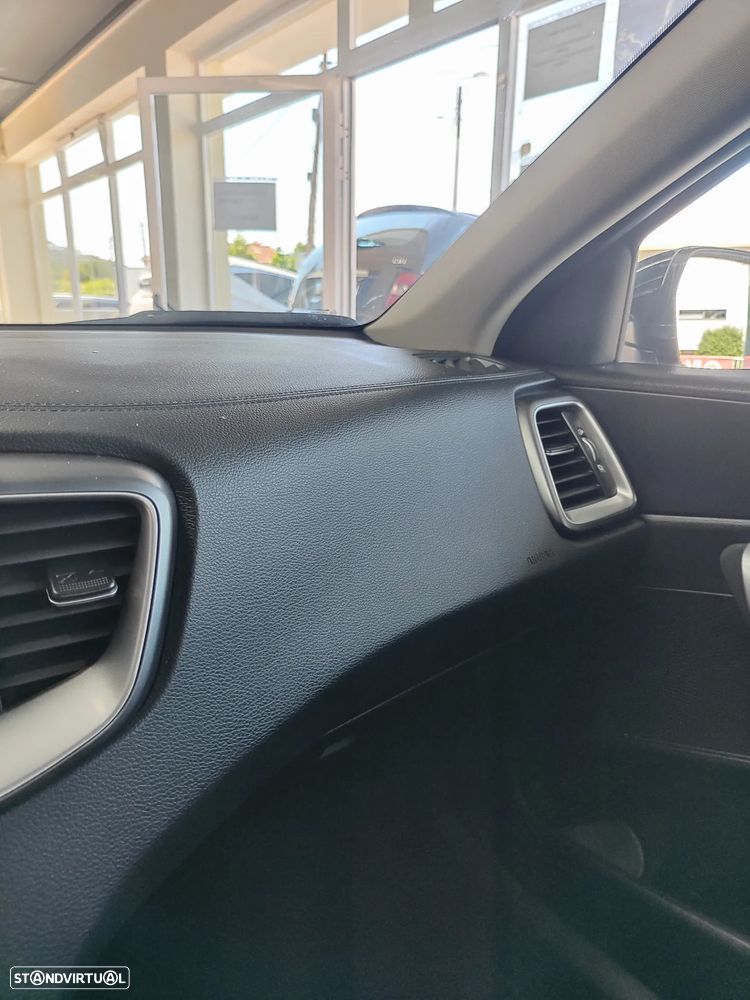 Kia XCeed 1.0 T-GDI Dynamic - 38