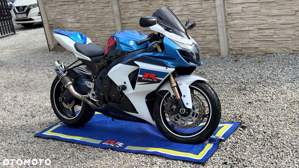 Suzuki GSX-R - 24