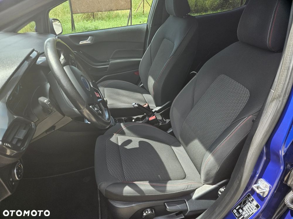 Ford Fiesta - 24
