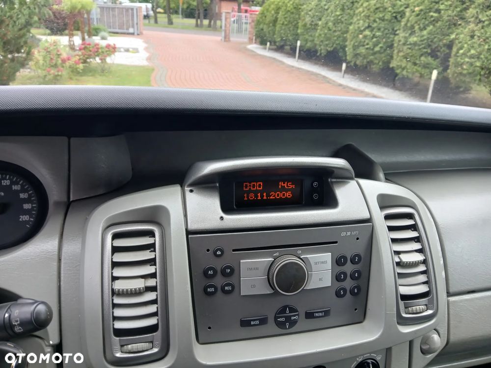 Opel VIVARO - 14