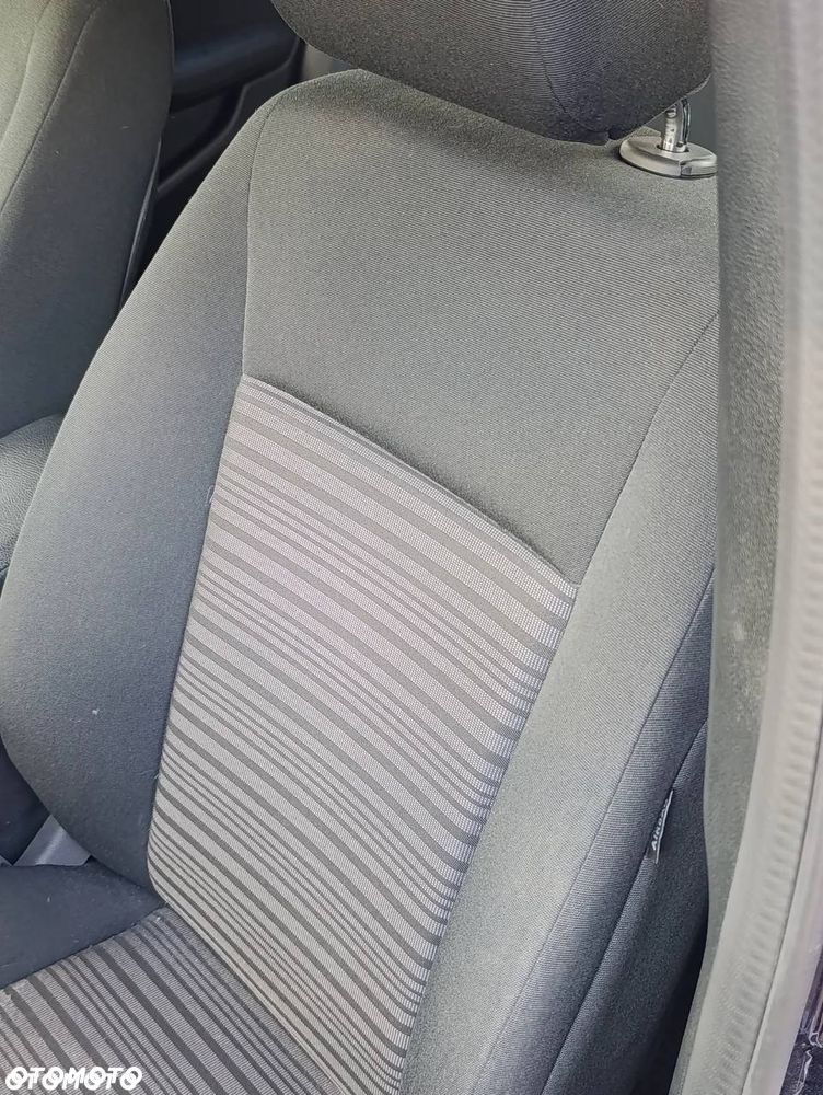 Mercedes-Benz Klasa A 180 d BlueEFFICIENCY Edition - 16