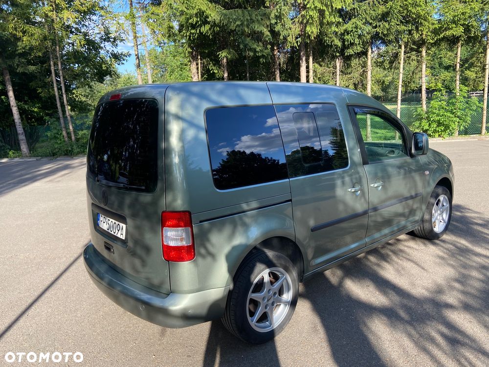 Volkswagen Caddy - 11