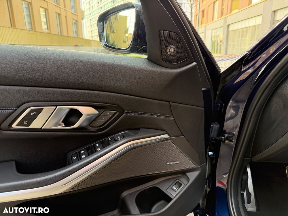 BMW Seria 3 320d xDrive AT MHEV - 23