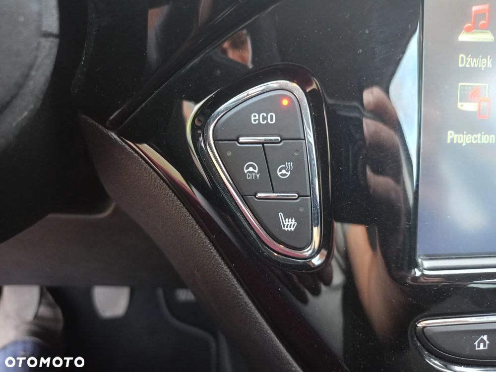 Opel Corsa 1.4 T Cosmo S&S - 12