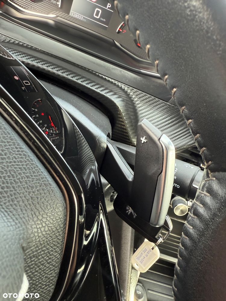 Peugeot 2008 PureTech 130 EAT8 Active - 21