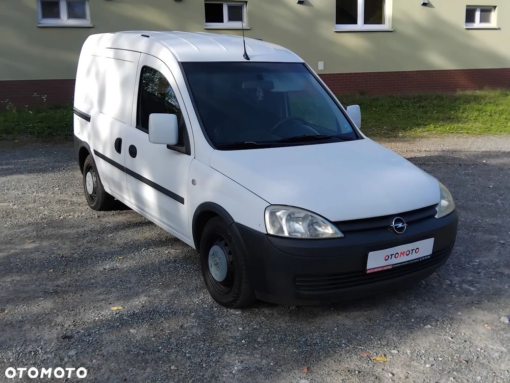 Opel COMBO - 13