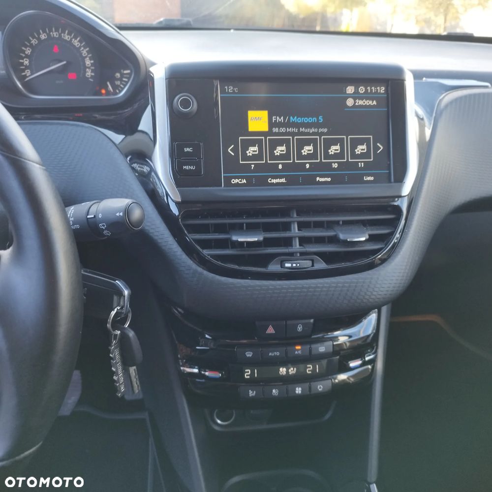 Peugeot 2008 1.5 BlueHDi Allure - 5