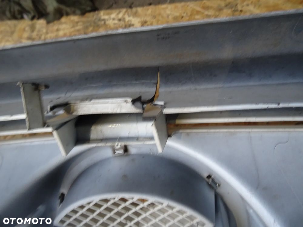 Atrapa Grill Mercedes sprinter - 6