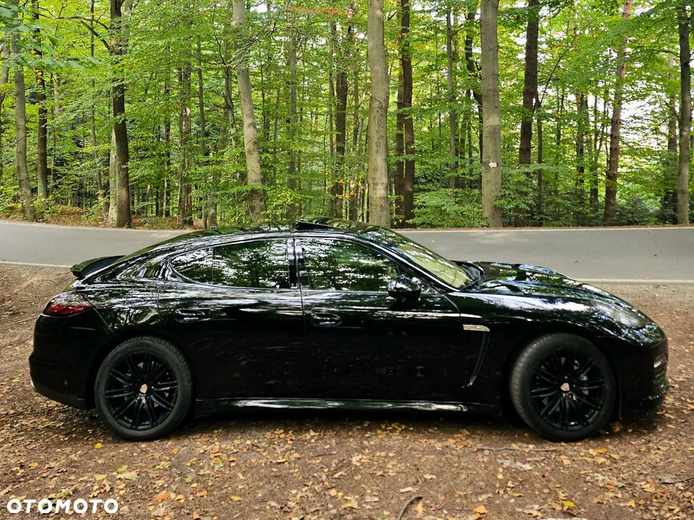 Porsche Panamera 4S PDK - 3