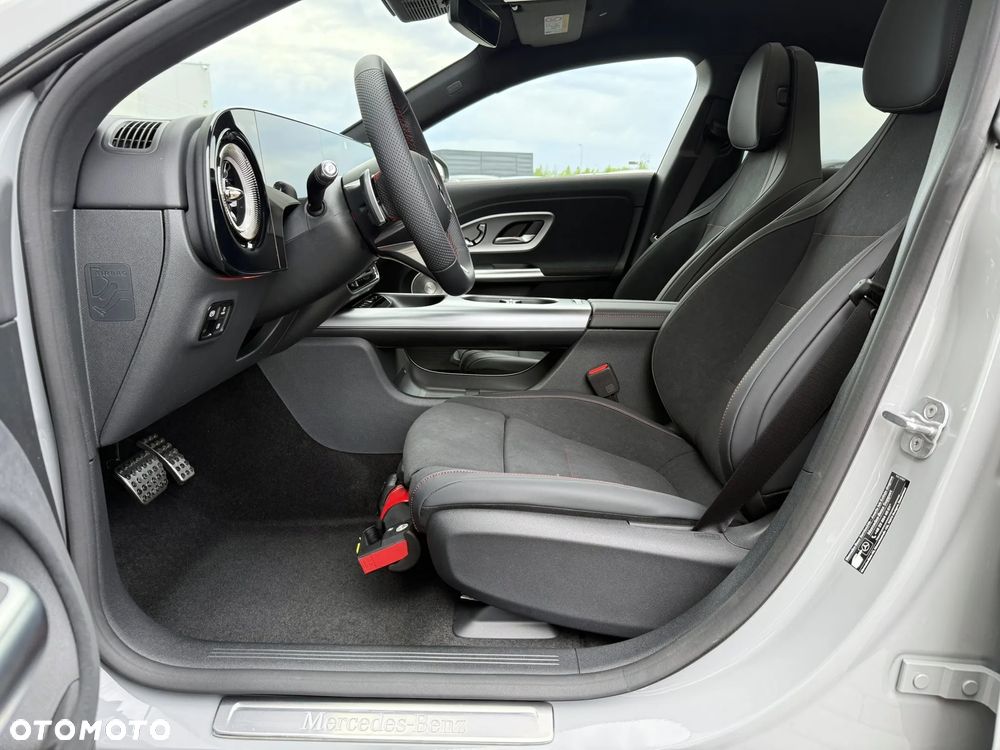 Mercedes-Benz CLA - 19