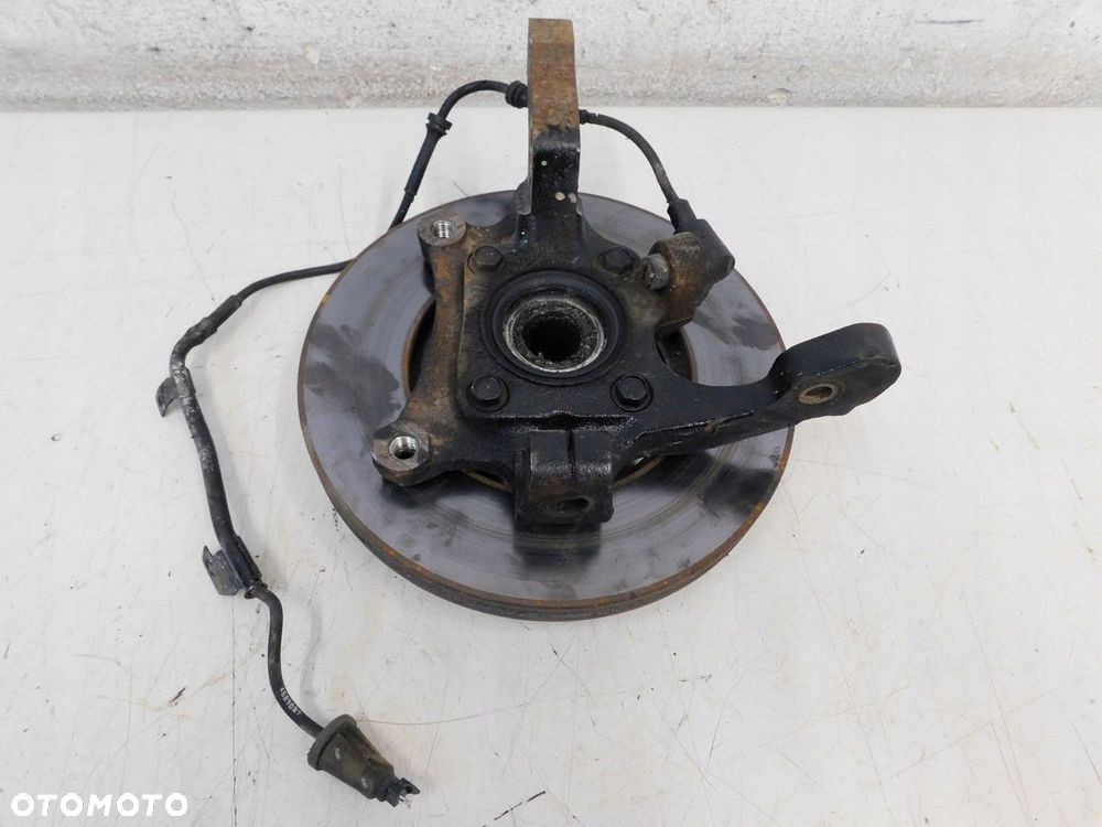 zwrotnica piasta przod prawa le baron 94r 3.0b - 3