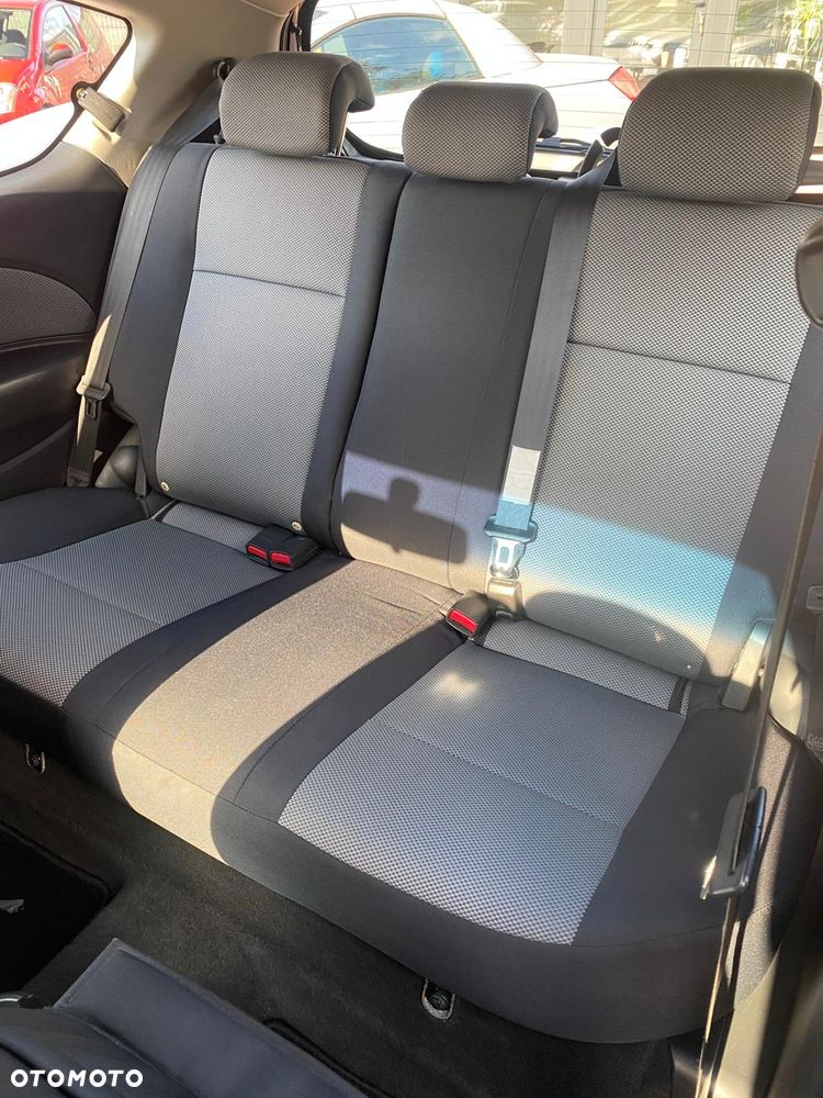 Chevrolet Aveo 1.2 LS - 14