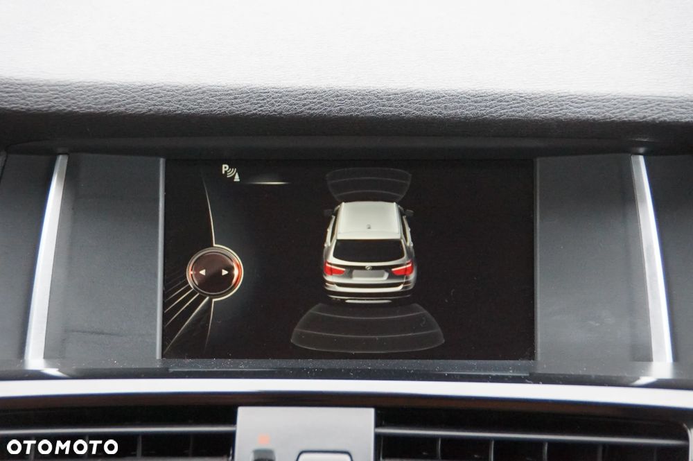 BMW X3 xDrive20i - 16
