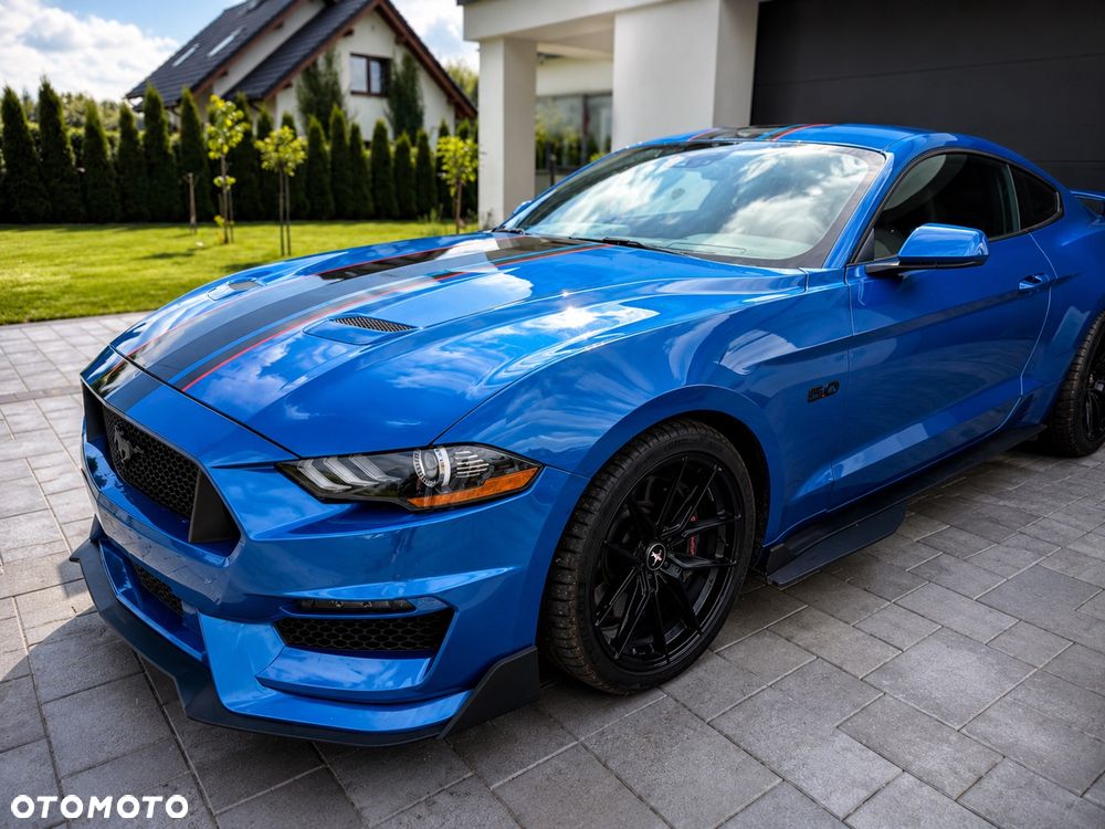 Ford Mustang - 1
