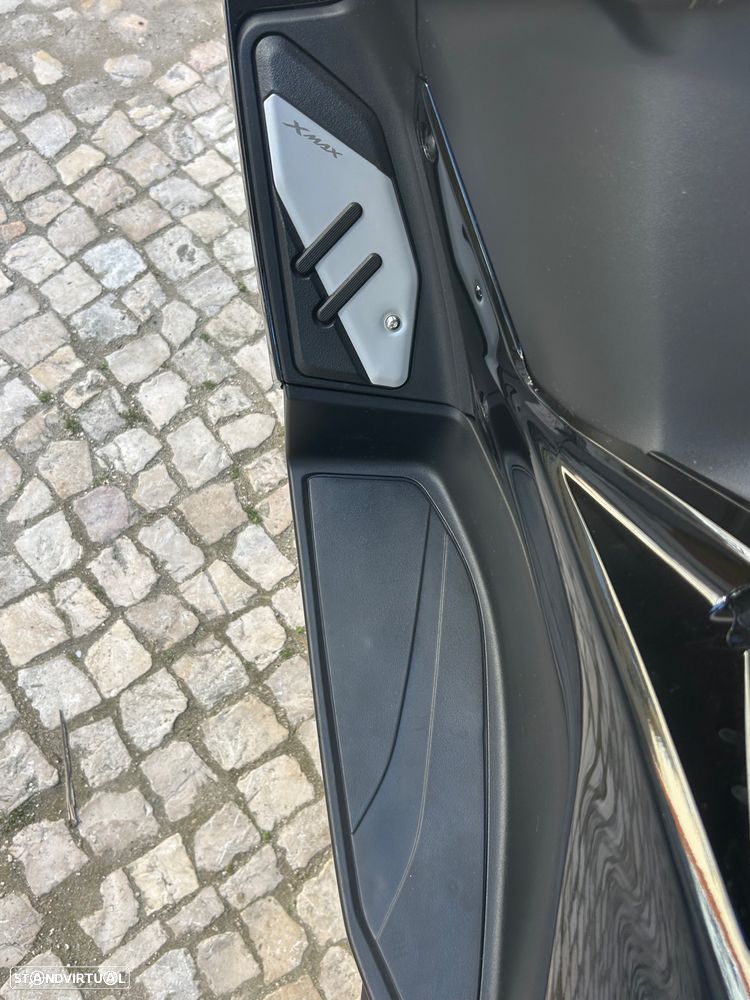 Yamaha X-Max Tech Max - 10