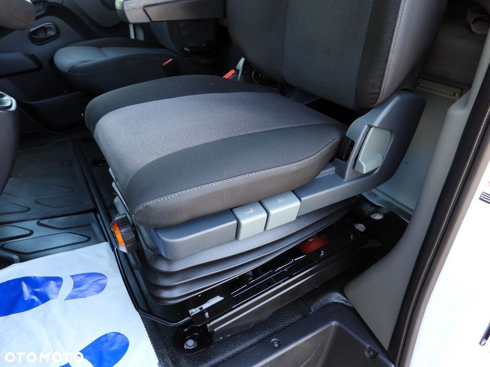 Renault MASTER PLANDEKA 10 PALET WEBASTO TEMPOMAT LEDY PNEUMATYKA KLIMATYZACJA  165KM - 27