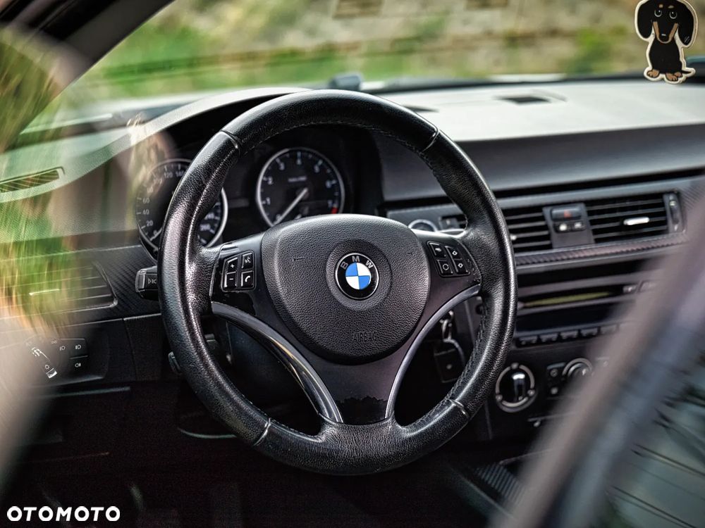 BMW Seria 3 320i - 19