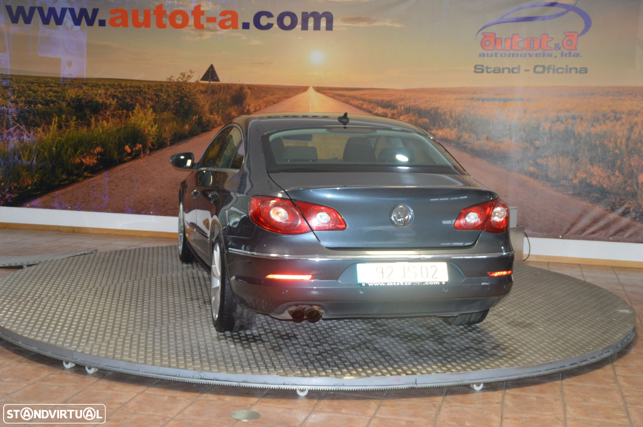 VW Passat CC 2.0 TDi BlueMotion - 4