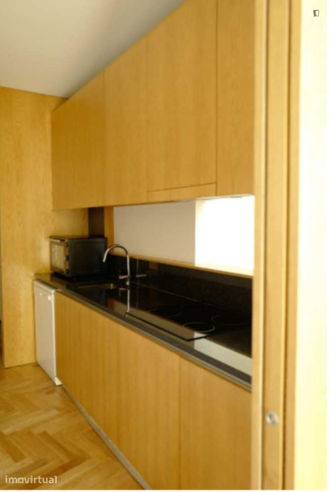 Quarto - localizado em Paranhos Porto - Grande imagem: 2/12