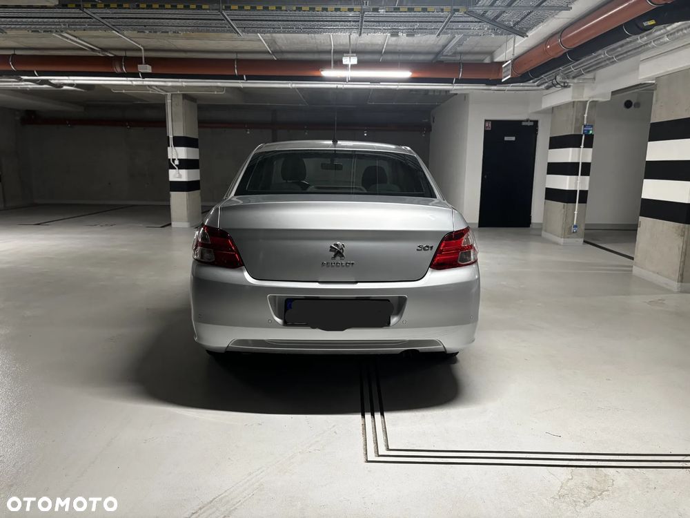 Peugeot 301 1.6 VTi Allure - 7