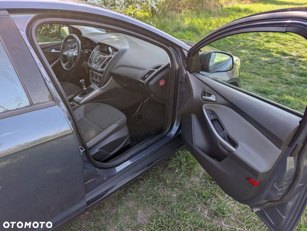 Ford Focus - 13